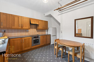 Photo 16- click for photo gallery